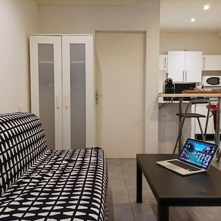 Charmant Studio A La Croix Rousse Avec Patio Лион Екстериор снимка